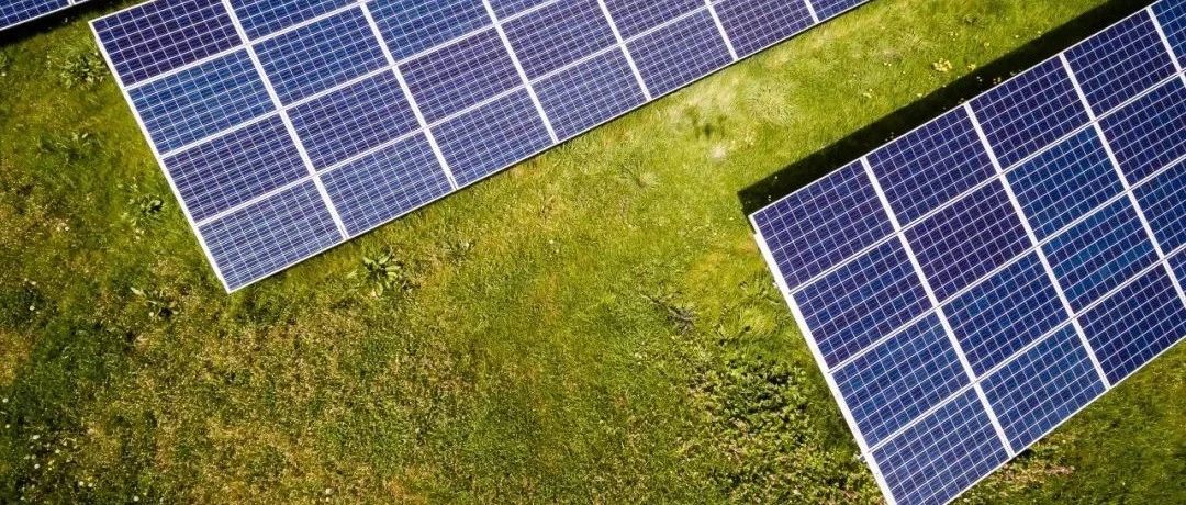  高光时刻_晶科科技荣获2021年度践行双碳目标创新企业奖